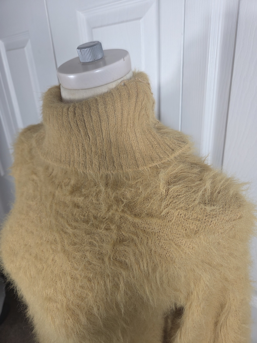 Free People Mustard Eyelash Knit Turtleneck Sweater Women’s Small Petite Cozy - Picture 6 of 9